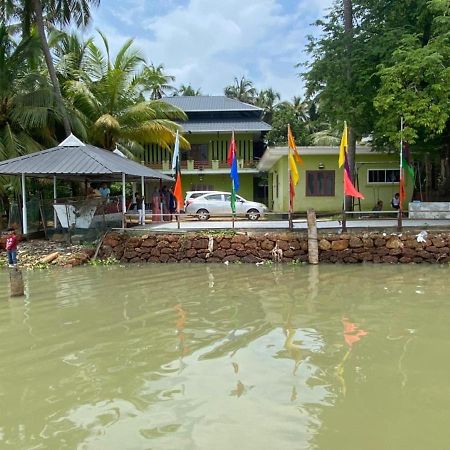 Kalamana Serene Chavakkad Exterior photo